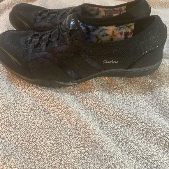 Sketchers women’s shoes - Picture 5 of 6
